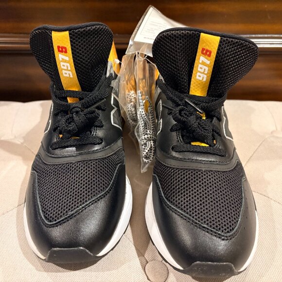 UNIQUE BRAND NEW Mens New Balance 997S TAXI Sneakers main image 8